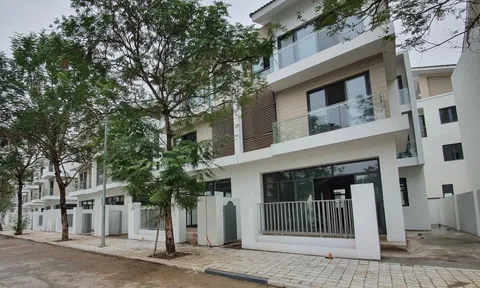 Lạ thường: Hợp đồng mua nhà 9,4 tỷ, khách vẫn phải đóng chênh 5 tỷ đồng