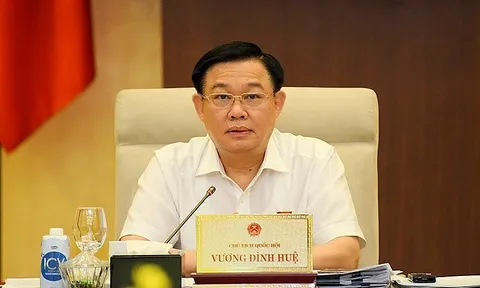 Chủ tịch Quốc hội: Chứng khoán đang lệch pha tăng trưởng với nền kinh tế