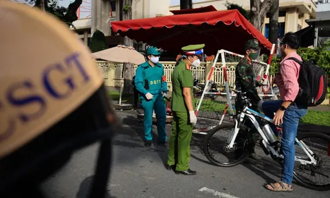 Người dân TP.HCM đi tiêm vaccine từ 23/8 như thế nào?