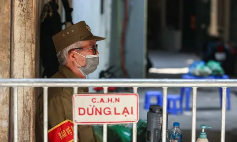 Vì sao ổ dịch 'siêu lây nhiễm' xuất hiện ở Thanh Xuân Trung?