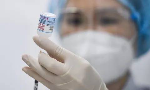 TP.HCM cần làm gì sau khi tiêm mũi 1 cho hơn 80% người lớn?