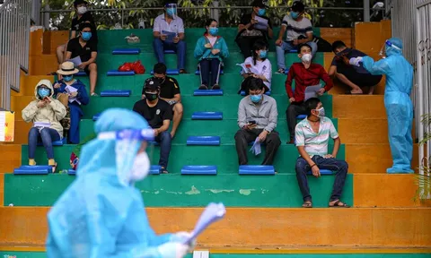 Có cần tiêm mũi thứ 3 vaccine Covid-19 cho người khỏe mạnh?