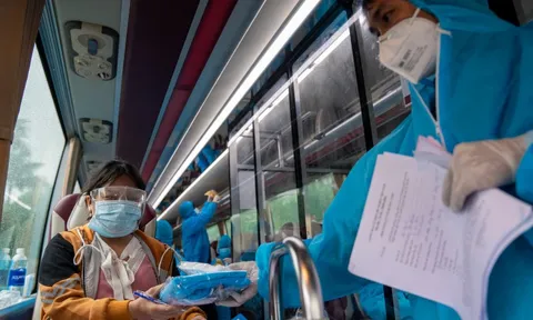 Người lao động cần điều kiện gì để trở lại TP.HCM làm việc?