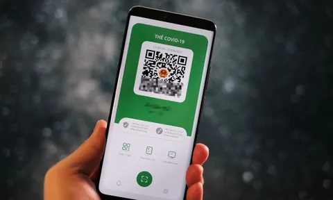 TP.HCM sắp mở cửa trở lại, các app chống dịch vẫn còn vấn đề