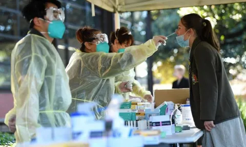 Biến chủng nCoV mới phát hiện ở Anh và Israel nguy hiểm thế nào?