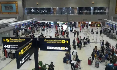 Đông Nam Á dựng rào chống biến chủng Omicron như thế nào?