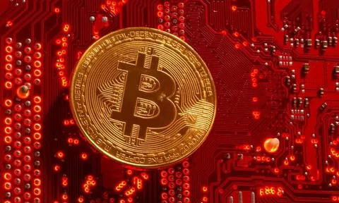 Giá Bitcoin giảm mạnh, nhà đầu tư Việt thấp thỏm lo sợ