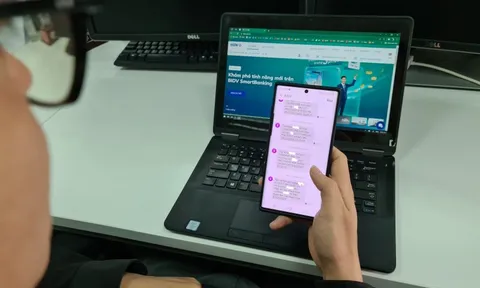 Vì sao ngân hàng tăng phí dịch vụ tin nhắn SMS?