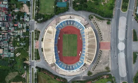 “Núi nợ” ở sân Mỹ Đình