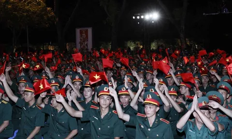 Cầu truyền hình "Khúc tráng ca hòa bình": Hào hùng, xúc động và sâu lắng!