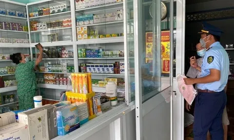 Xử phạt 20 cơ sở kinh doanh thuốc tân dược do không niêm yết công khai chứng chỉ hành nghề dược
