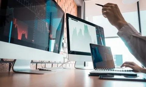 Dòng tiền tự doanh tiếp tục tìm đến nhóm ngân hàng, bất động sản phiên cuối tuần qua