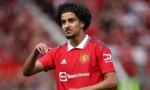 Top 10 "ngọc thô" hứa hẹn toả sáng ở Premier League 2022/2023