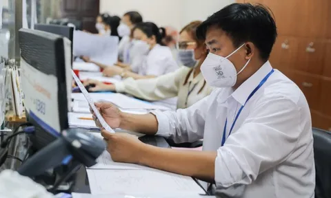 'Sóng ngầm' nghỉ việc nhà nước