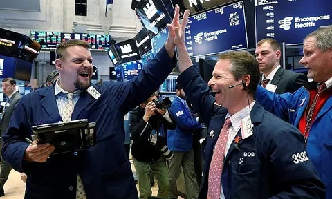 Chứng khoán Mỹ lấy lại đà tăng, S&P 500 đi lên 4 tuần liên tiếp