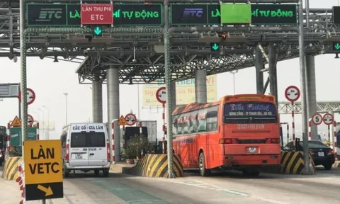 Xe đi đăng kiểm quy định phải dán thẻ ETC - chính sách không thể ban hành tùy tiện