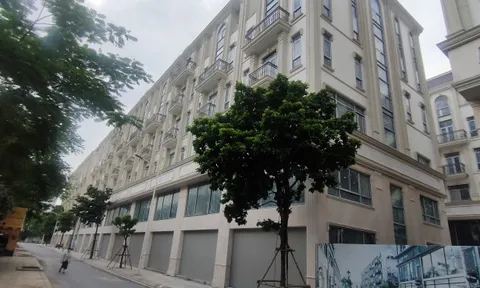 Hà Nội: Hàng trăm shophouse triệu đô ở vị trí vàng “cửa đóng then cài“
