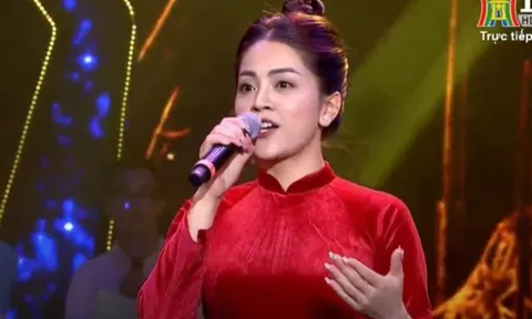 Nữ ca sĩ hát quên lời trong chương trình trực tiếp: "Người biểu diễn và cả ê-kip coi thường khán giả"