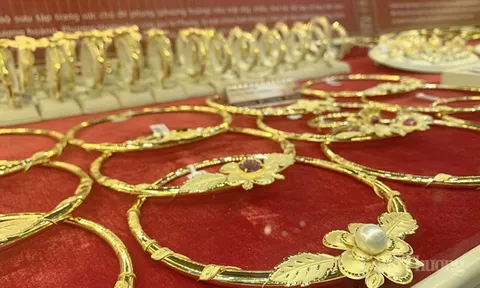 Giá vàng hôm nay 19/10: Vàng 9999 tăng trên 67 triệu