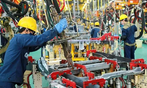 Tại TP.HCM: Sản xuất công nghiệp sôi động cuối năm