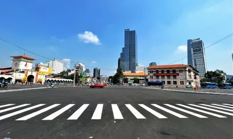 Thay đổi giao thông chợ Bến Thành, phố đi bộ Nguyễn Huệ thêm vòng xoay