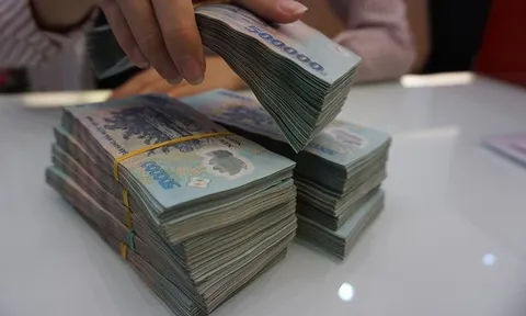 Làm sao để đảm bảo an toàn cho khách hàng khi gửi tiết kiệm?