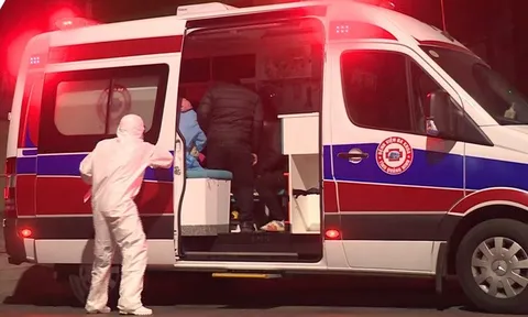 2 nữ nhân viên quán karaoke mắc Covid-19, Hải Dương phong tỏa toàn bộ xã 14.000 dân, truy vết khách đến hát