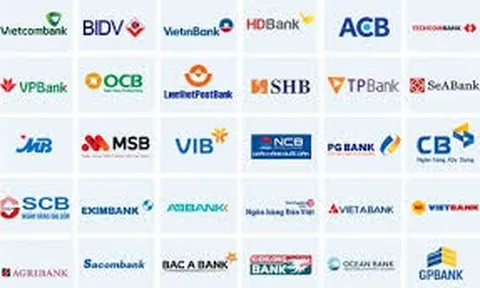 Một số ngân hàng áp dụng "zero fee", các nhà băng còn lại đang "tận thu" phí dịch vụ mobile banking như thế nào?