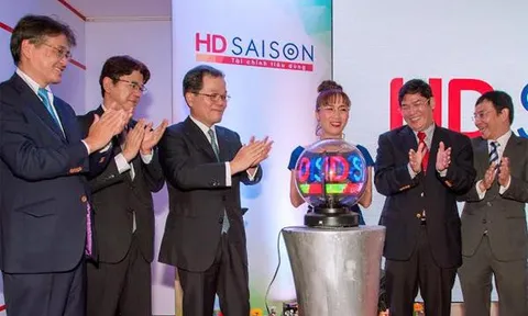 Bỗng dưng mắc nợ xấu nhóm bốn tại công ty HD SAISON