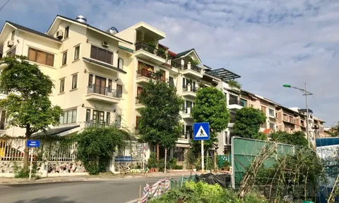 Quận Nam Từ Liêm (Hà Nội): “Bật đèn xanh” cho vi phạm trật tự xây dựng nở rộ?