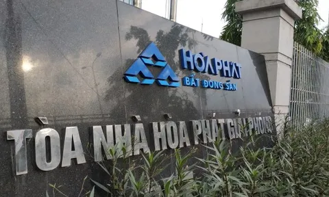 Giá thép tăng nóng năm 2021, Hòa Phát trúng đậm quý I nhưng vẫn như `đứng đống lửa` vì Dung Quất 2