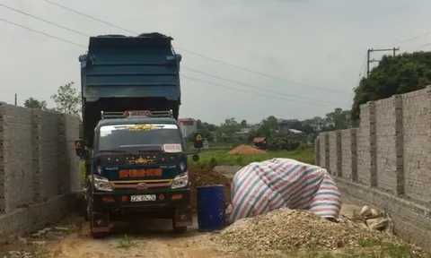 Dự án ĐH Quốc gia HN đổ chất thải xây dựng lên đất nông nghiệp?