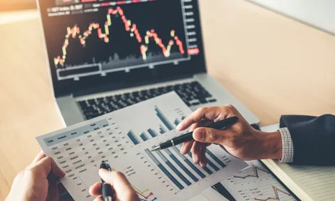 Bloomberg: Nhà đầu tư F0 là động lực đưa TTCK Việt Nam tăng trưởng tốt nhất châu Á và sẽ tiếp tục dẫn dắt thị trường