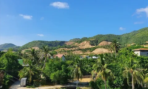 Loạt dự án 'băm nát' núi Chín Khúc ở Khánh Hòa (bài 2): Biệt thự sông núi Vĩnh Trung
