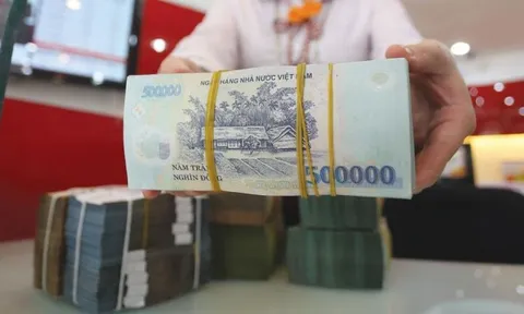 Cảnh giác khi vay nợ Techcombank: Chiêu trò ‘moi tiền’ hàng trăm triệu đồng