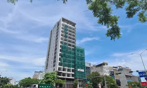 Công trình 15 tầng 'mọc' không phép: Phạt Công ty Quang Minh 40 triệu đồng