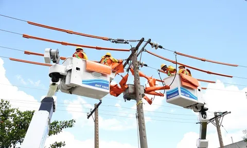 Vì sao tiền điện tăng vọt?