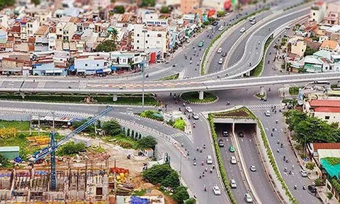 Nợ nần chồng chất, CII chứng khoán hóa dòng tiền dự án BOT