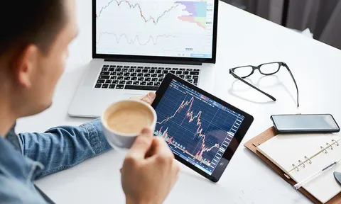 Nỗi lo biến chủng Delta khiến chứng khoán Mỹ sụt điểm mạnh