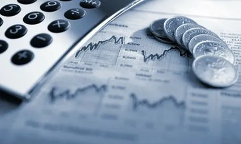 Nhóm cổ phiếu vốn hóa vừa và nhỏ vẫn là tâm điểm thu hút dòng tiền