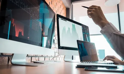 Thanh khoản tiếp tục tăng, hàng đang xả dần?