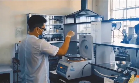 Gói thầu thiết bị thí nghiệm tại Đại học Cần Thơ: Vì sao nhà thầu đứng thứ nhất bị loại?