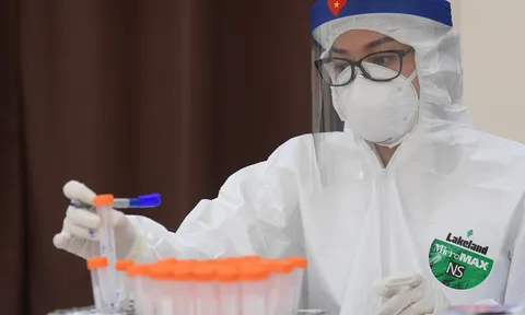 Bộ Y tế: Từ nay đến 15/9, khu vực nguy cơ cao, rất cao xét nghiệm tại nhà/hộ gia đình từ 2-3 ngày/lần