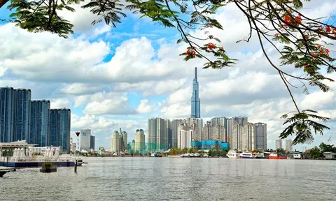 TP.HCM hướng đến 'sống chung với dịch'