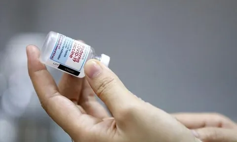 Bộ Y tế đồng ý cho tiêm kết hợp 2 loại vaccine Moderna và Pfizer