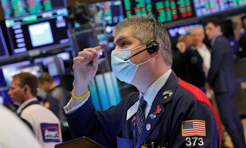 Phố Wall xuống sâu, S&P 500 lần đầu giảm 5 phiên liên tiếp từ tháng 2