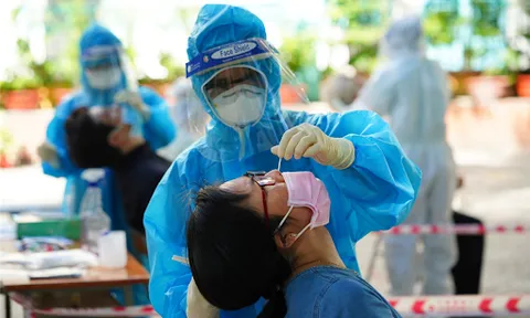 Bộ Y tế: Số ca nhiễm COVID-19 tại cộng đồng và tử vong giảm so với tuần trước