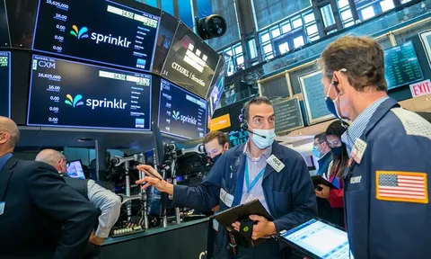 Phố Wall trái chiều, S&P 500 kết thúc đợt giảm 5 phiên liên tiếp