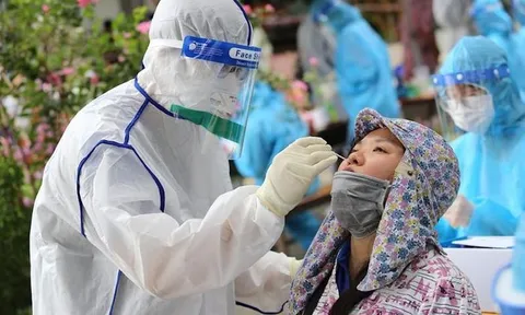 TP.HCM thần tốc xét nghiệm toàn dân từ nay đến ngày 30-9
