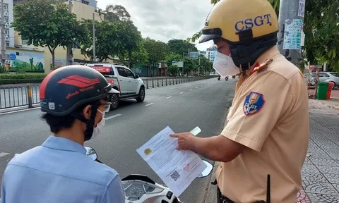 Công an TP.HCM lý giải nguyên nhân F0 có giấy đi đường